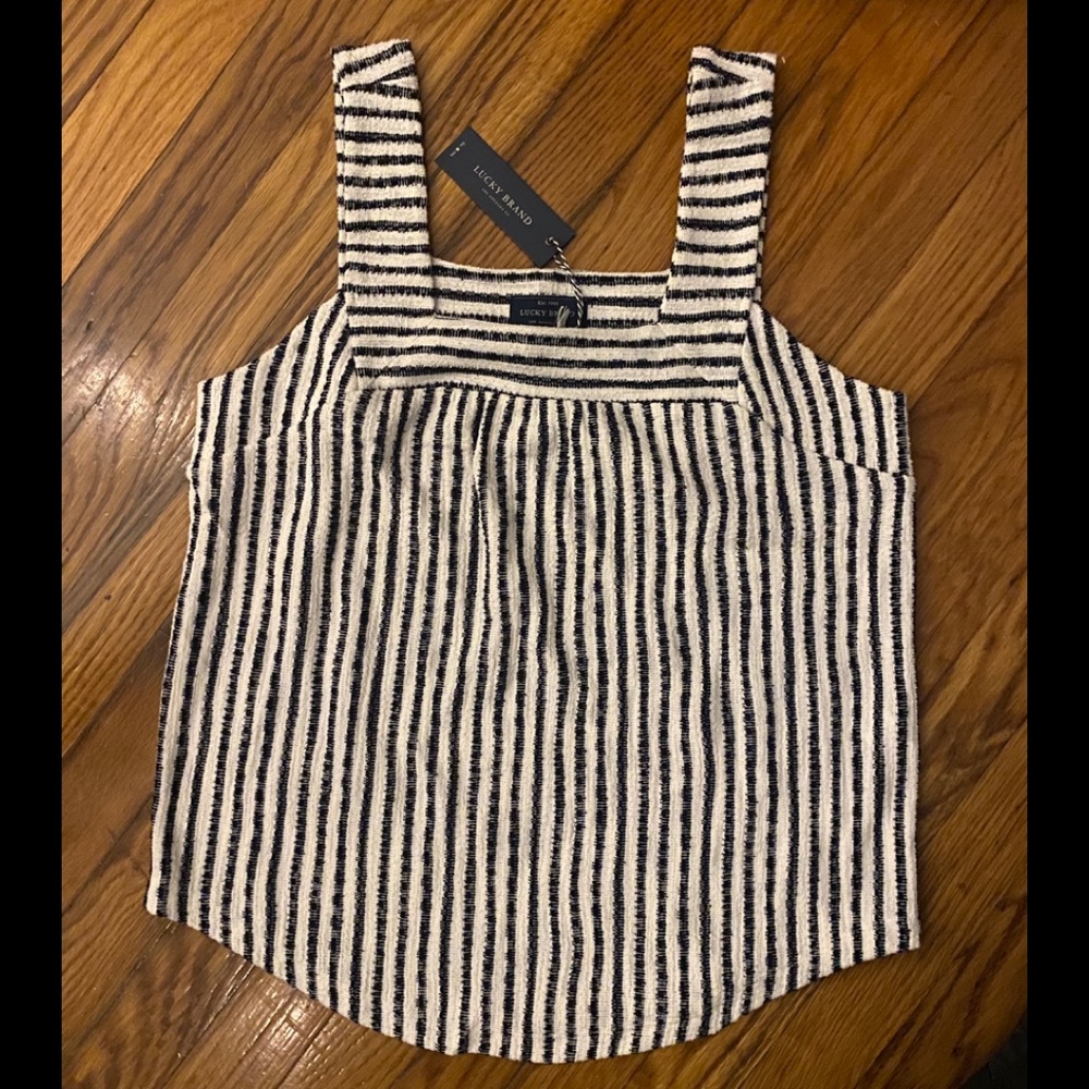 Lucky brand top